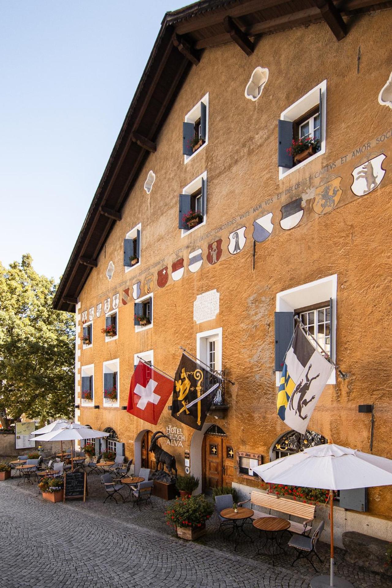Historic Hotel Crusch Alva Zuoz Exterior photo